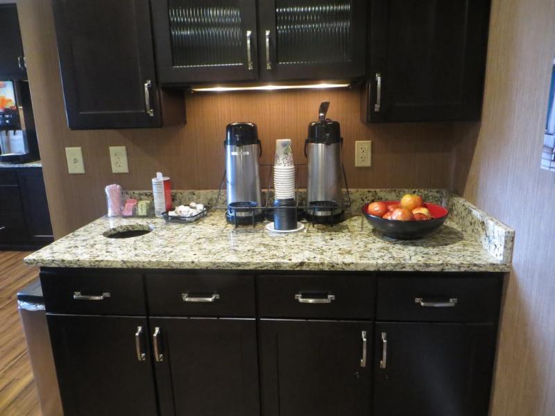 Ashley Quarters Hotel Cincinnati Airport - photo 13