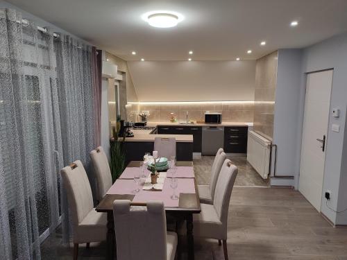 Apartman President — 4-Star Luxury Hotel in Krapinske Toplice, Croatia
