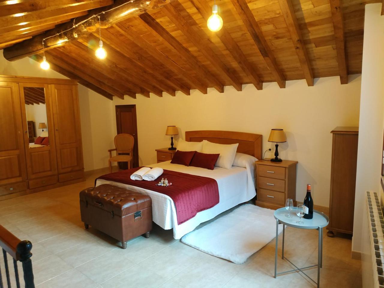 Casa Xarreiro — 4-Star Luxury Hotel in Chantada, Spain