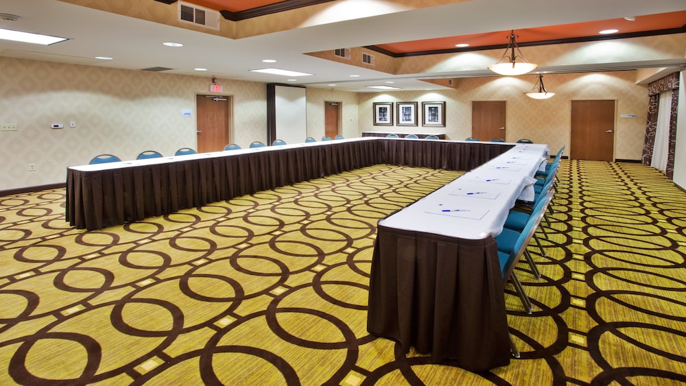 Holiday Inn Express Peachtree Corners Norcross by IHG - photo 26