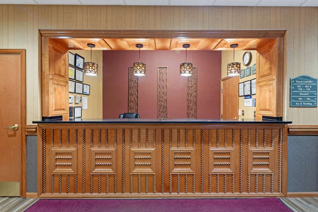 Best Western Plus Bradbury Inn & Suites - photo 13