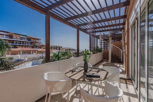 Barranco Ocean Suite — 4-Star Luxury Hotel in Santa Cruz De Tenerife, Spain