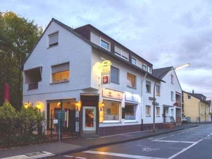 Mad s Hotel & Burger — Koeln — photo 3