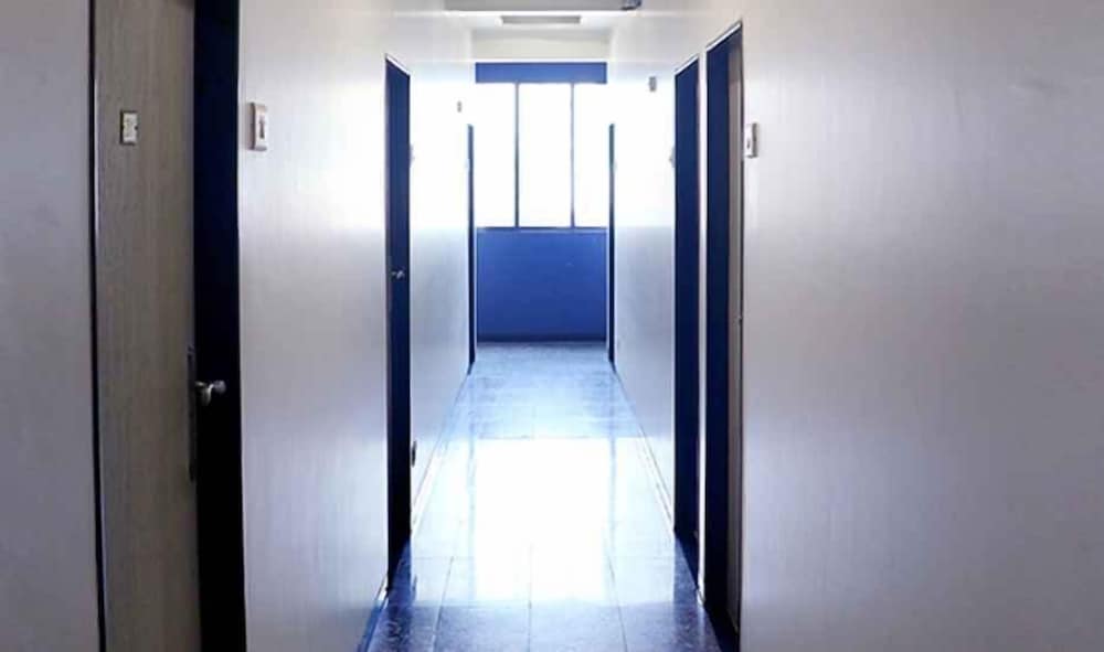 Room Maangta 211 Thane West in Thane, India