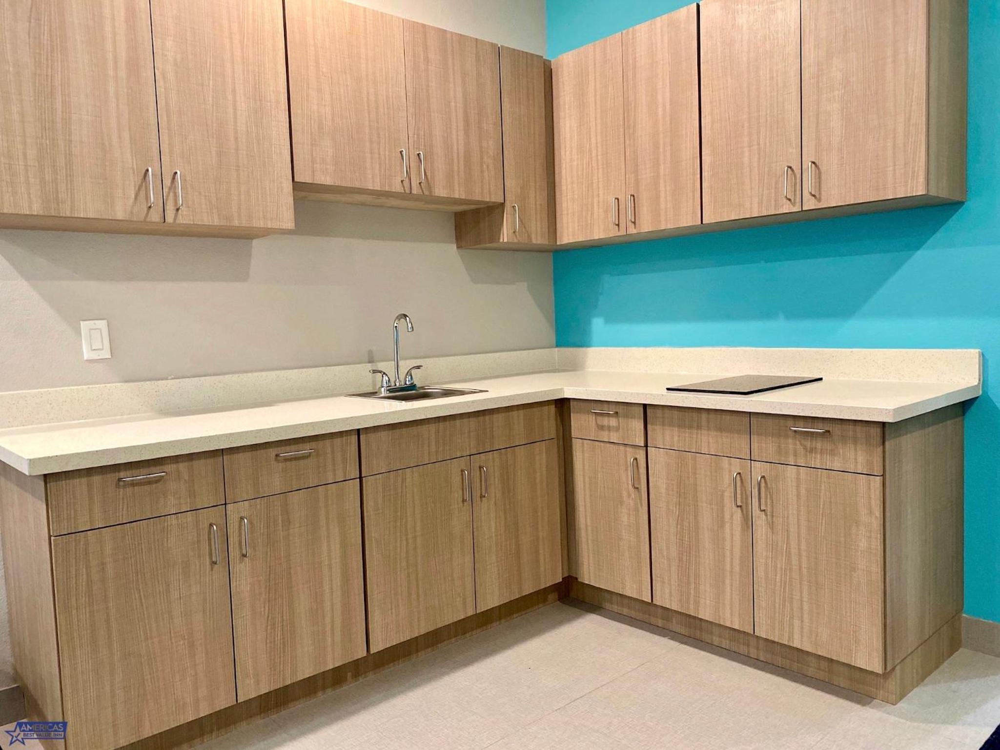 Americas Best Value Inn Houston Willowbrook - photo 36