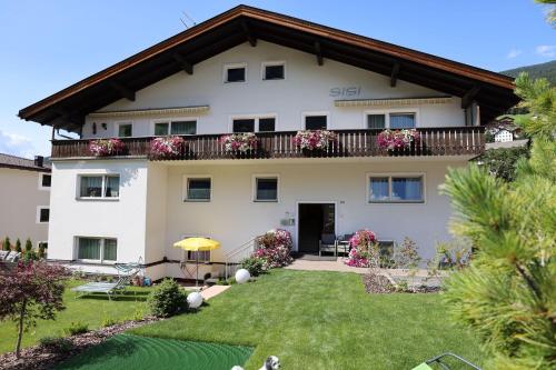 Residence Sisi — 4-Star Luxury Hotel in Ortisei, Italy
