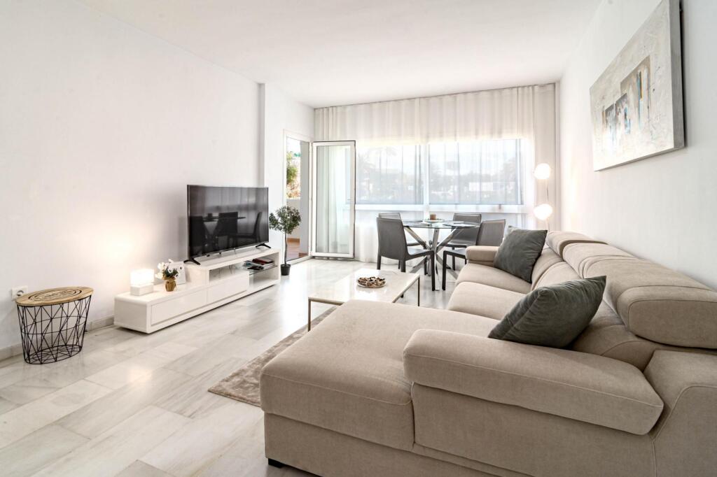 PR20 Beach front flat Puerto Banus — Marbella — photo 5
