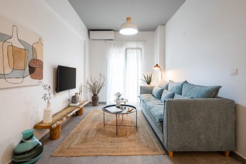 My Happy Greek Home — 4-Star Luxury Hotel in Athens, Greece