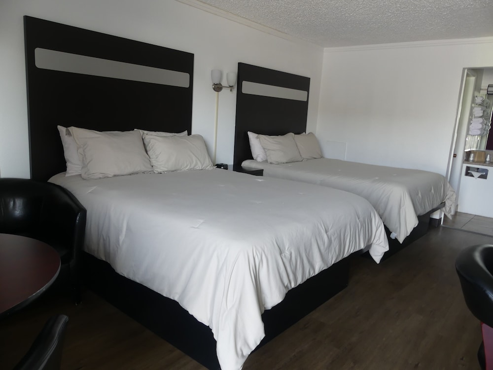 Big Chief Motel - photo 10