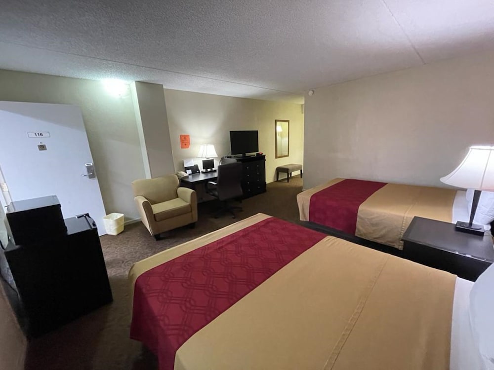 Knights Inn By Capital O Emporia I 35 - photo 42