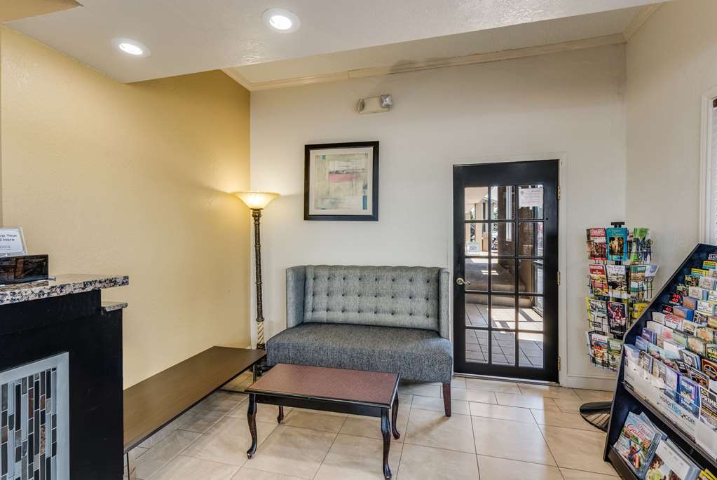 Quality Inn & Suites Hot Springs Lake Hamilton - photo 7