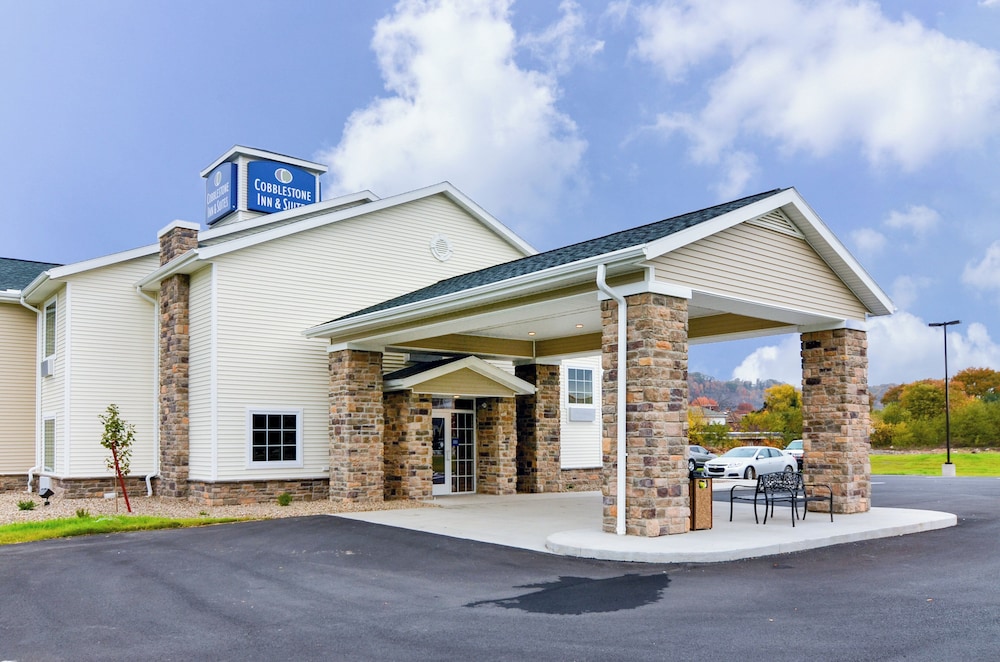 Cobblestone Inn & Suites Ambridge - last minute hotel in Ambridge