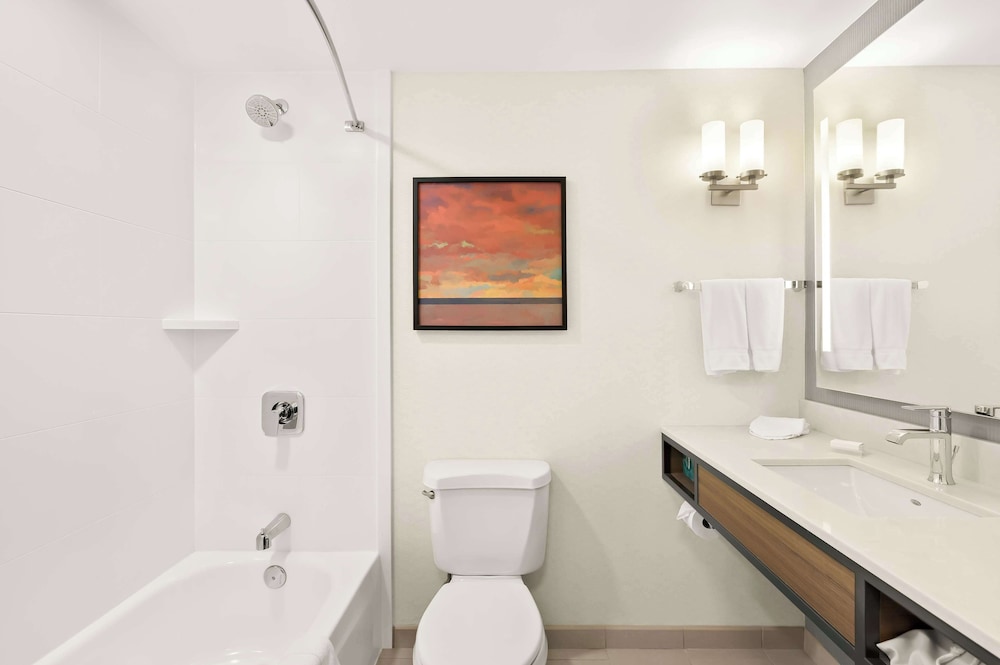 Hilton Garden Inn San Mateo - photo 25