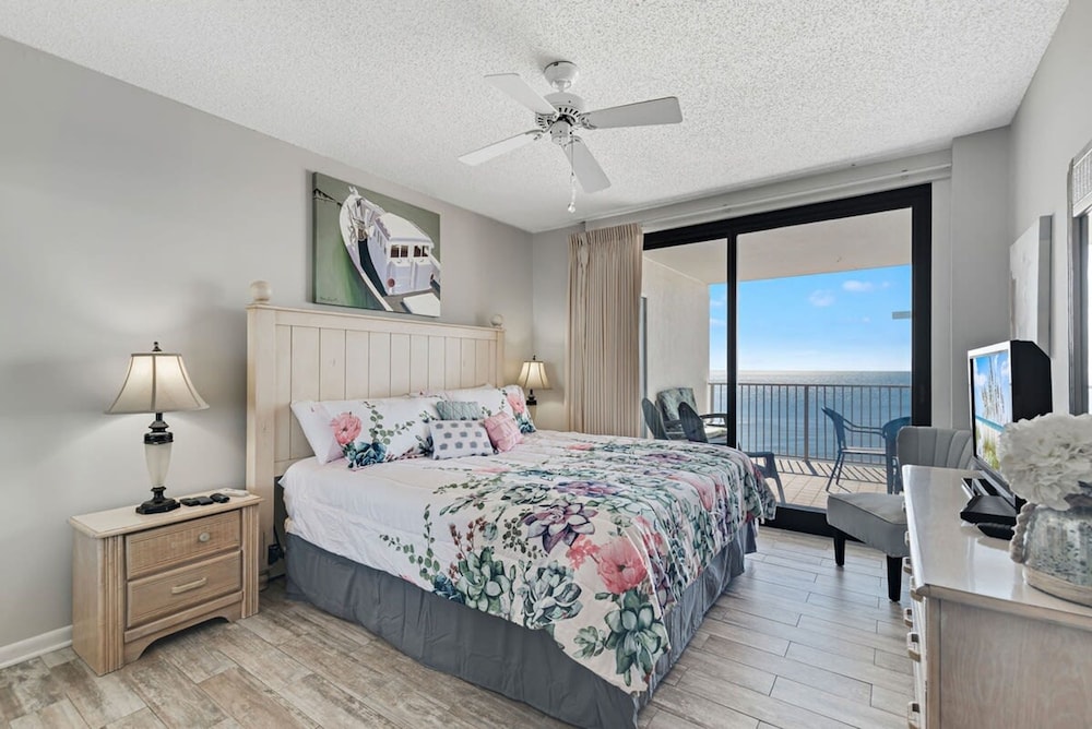 Windward Pointe 804 Sleeps 10 Beachfront Resort Amenities - photo 14