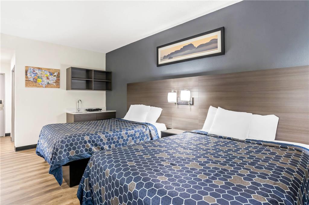 Econo Lodge Jesup GA - photo 30
