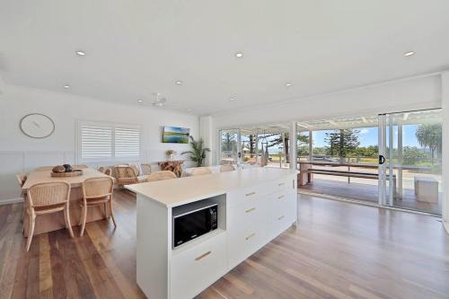 The Lookout - carbon neutral hotel in Bargara