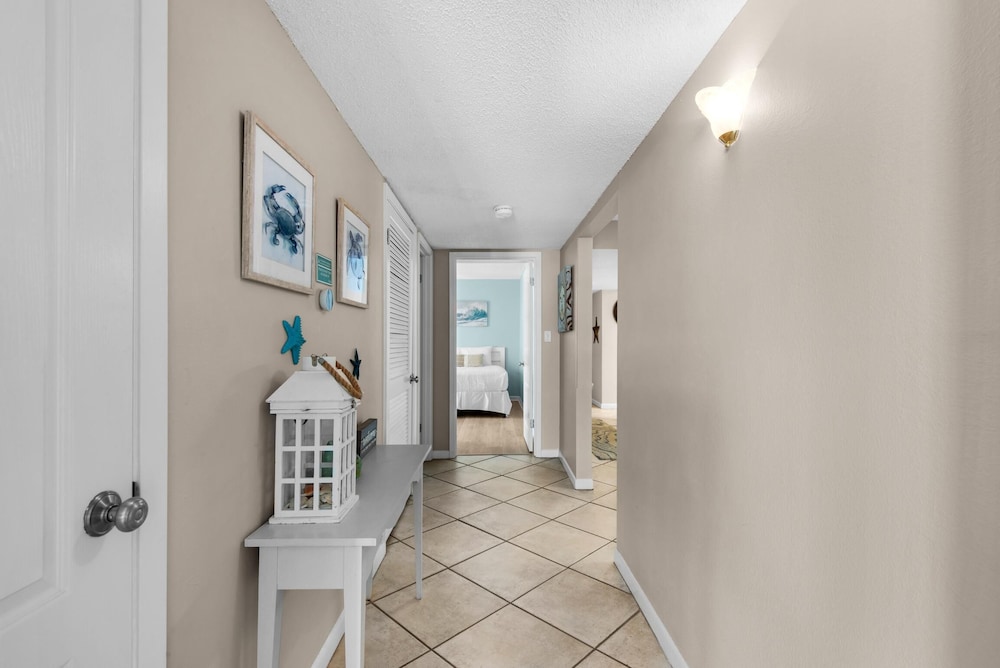 Shoreline Towers 1085 - photo 12