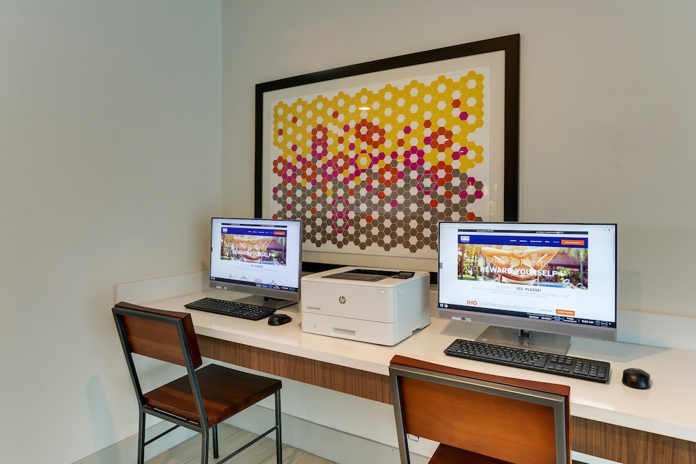 Holiday Inn Express Cincinnati North Monroe by IHG - photo 36