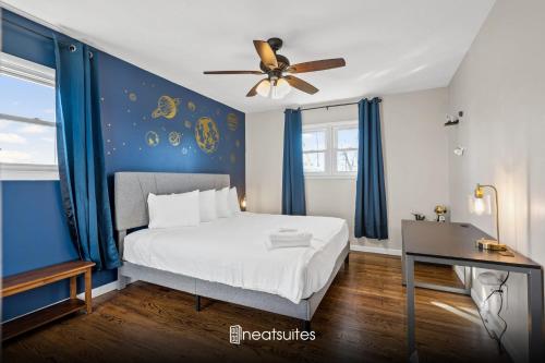 6 Min to Ark Free Covered Parking Deck and Grill — 4-Star Luxury Hotel in Williamstown, United States