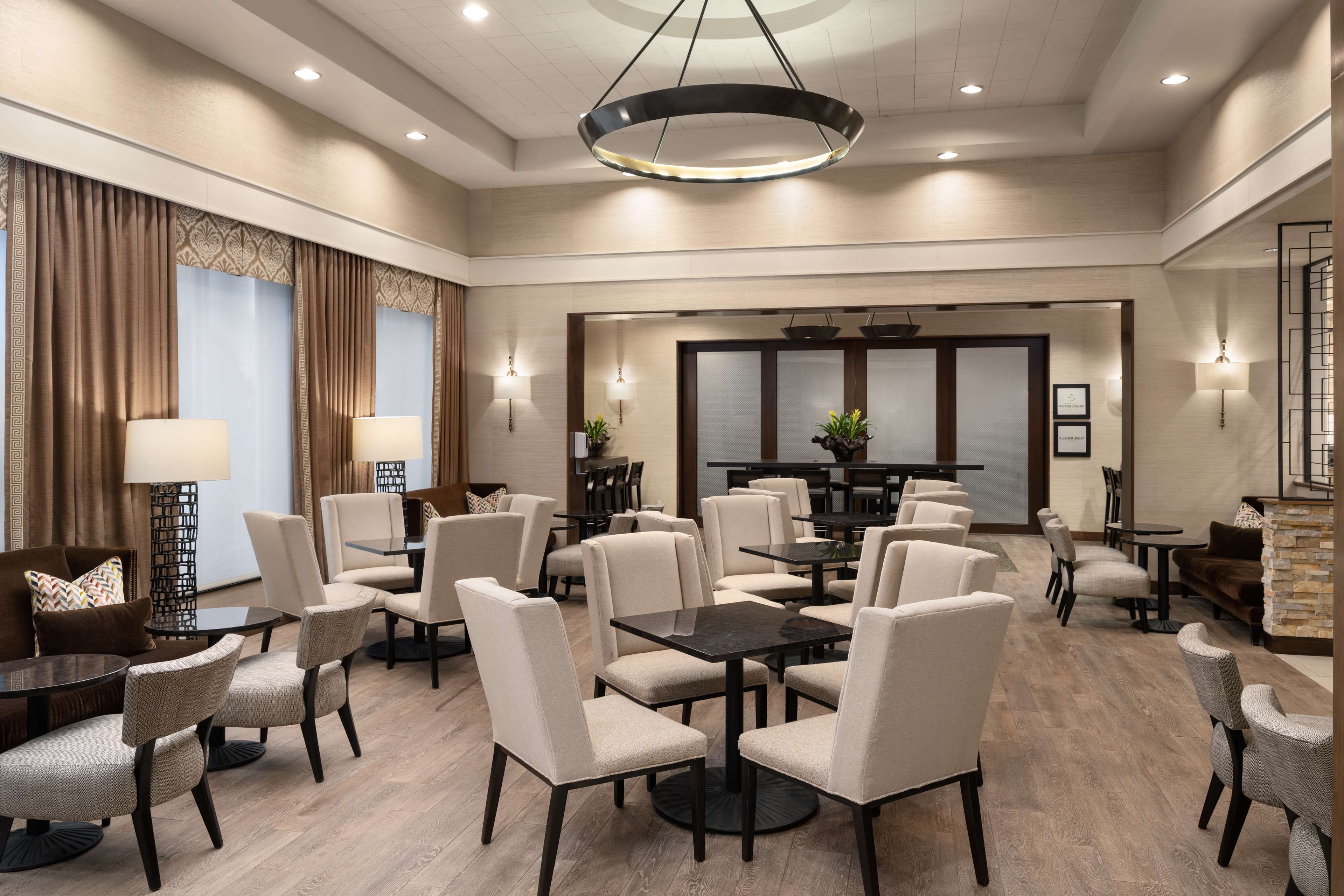 Hampton Inn & Suites Orlando Downtown South Medical Center - photo 5
