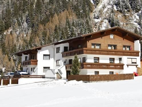 Gästeheim Schmiedhof in Soelden, Austria