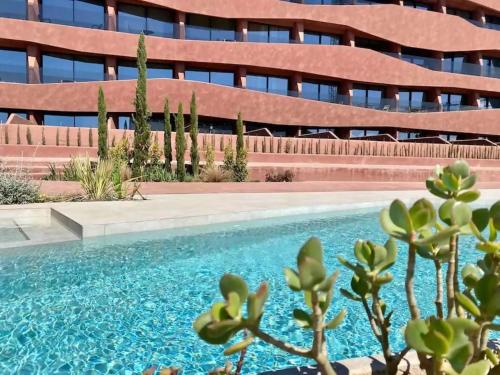 Resort Y Piscina Junto a la City in Murcia, Spain