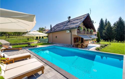 Three Bedroom Holiday Home In Slunj — 4-Star Luxury Hotel in Slunj, Croatia