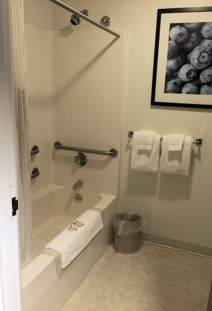 Camden Riverhouse Hotel - photo 51
