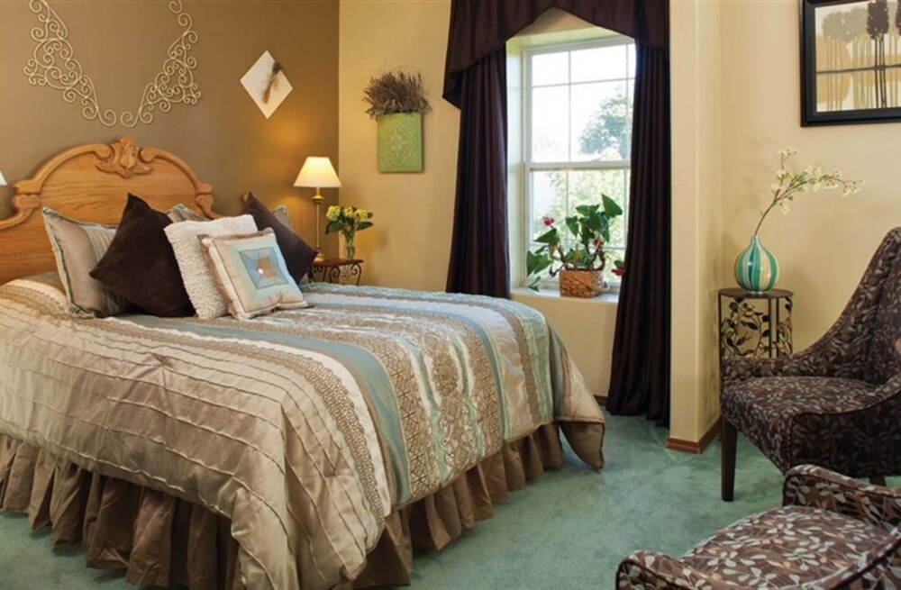 The Roosevelt Inn - photo 4