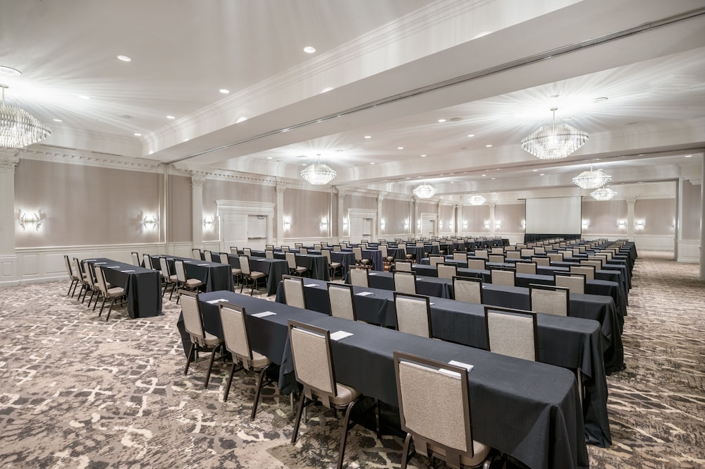 Crowne Plaza Albany The Desmond Hotel - photo 82