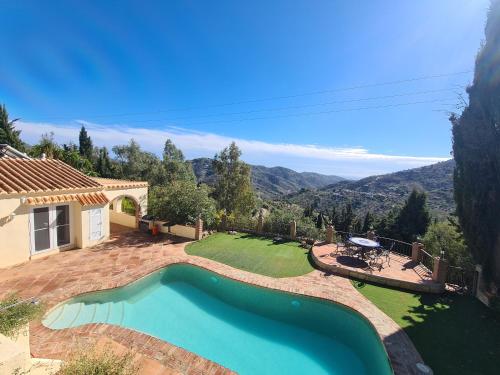 Casa tranquila torrox — 4-Star Luxury Hotel in Competa, Spain