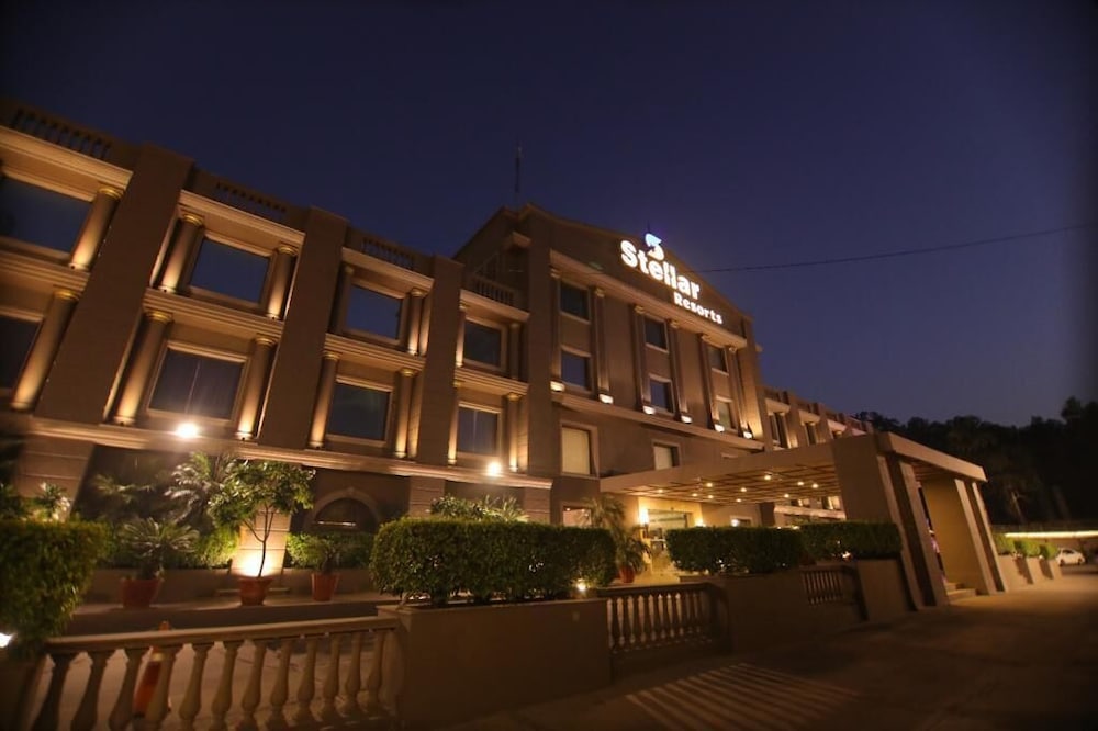 Stellar Resorts by Bel La Monde — hotel in New Delhi