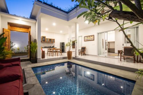 Bens Bidadari Villa Two Bedroom with Private Pool Kuta — 4-Star Luxury Hotel in Seminyak, Indonesia