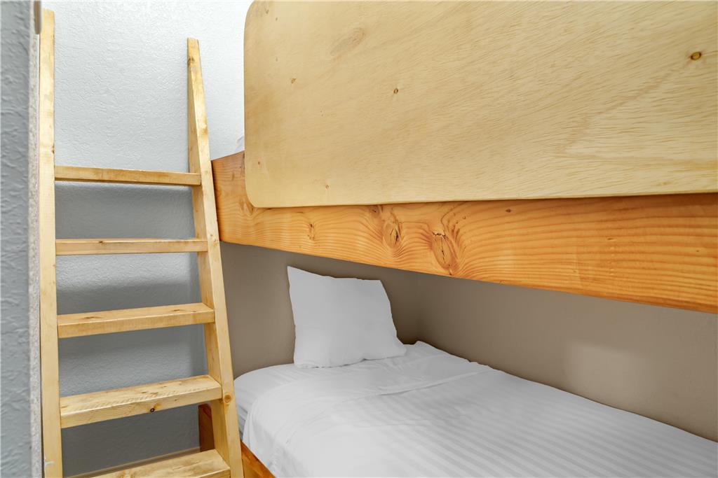 Best Western Lakewinds - photo 18
