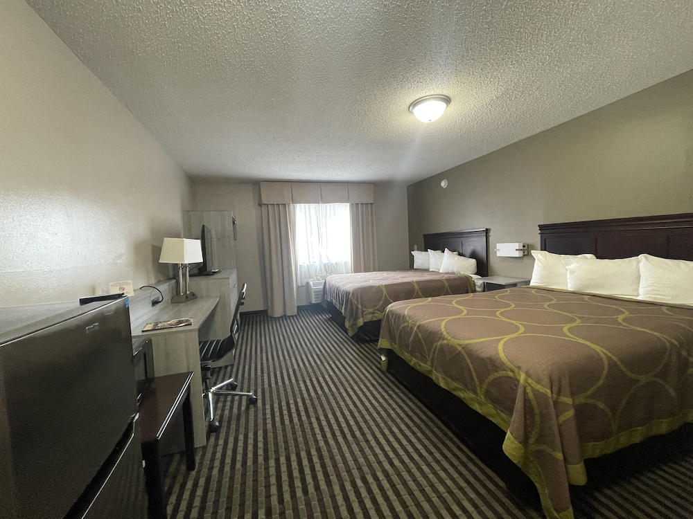 DuPont Suites - photo 9