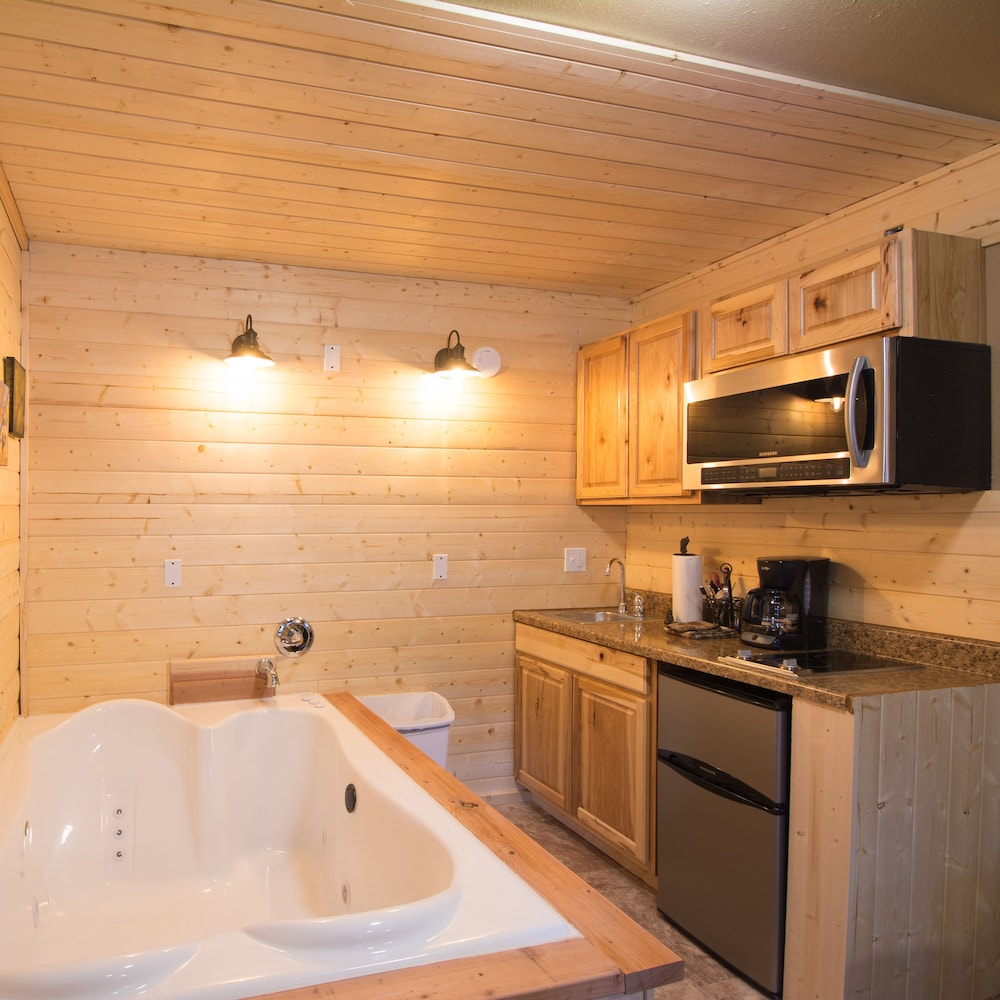 Upper Canyon Inn & Cabins - photo 128