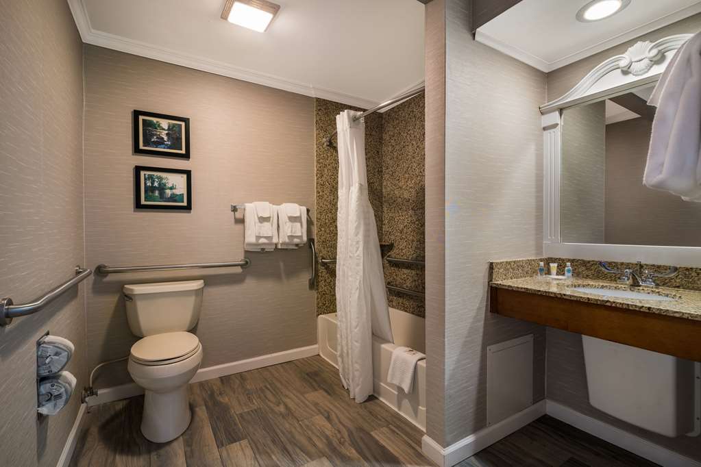 Comfort Inn & Suites Plattsburgh Morrisonville - photo 9