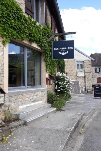 Les Repaires - carbon neutral hotel in Auxon-Dessous