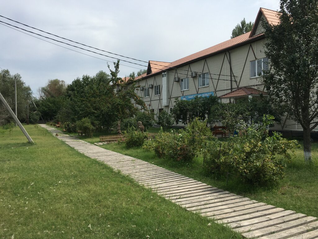 Nayt Flayt Delta Hotel — hotel in Karalat