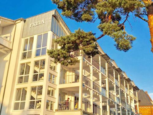 Villa Freia in Binz WG 11 mit Meerblick und Balkon — 4-Star Luxury Hotel in Ostseebad Binz, Germany