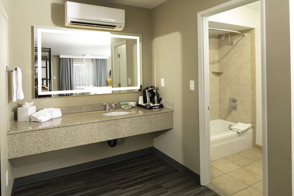 Waypoint Hotel - photo 16