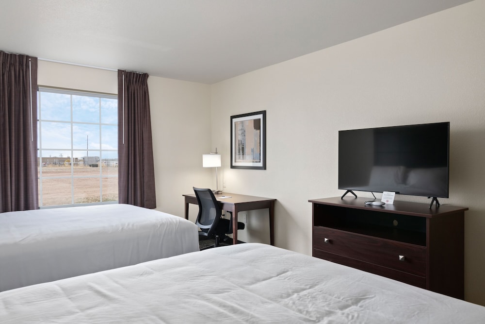 Cobblestone Inn & Suites Yuma - photo 16