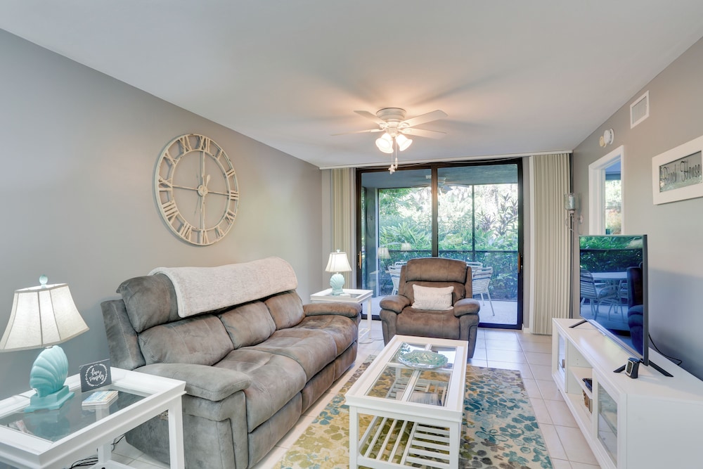 Bonita Springs Vacation Rental with Community Pool — 4-Star Luxury Hotel in Bonita Springs, United States