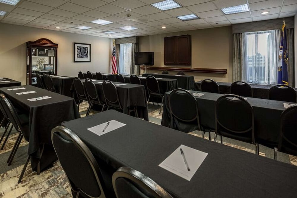 Hampton Inn Somerset - photo 79