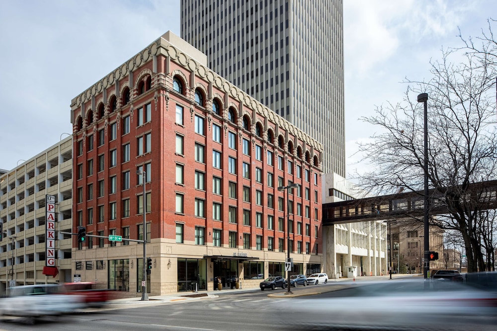 The Peregrine Omaha Downtown Curio Collection by Hilton - photo 95