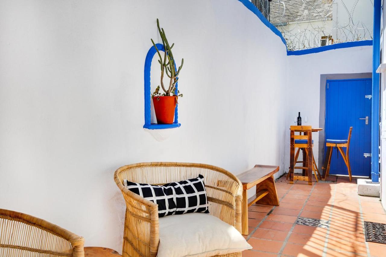 Backup Powered Art Deco Cottage in De Waterkant