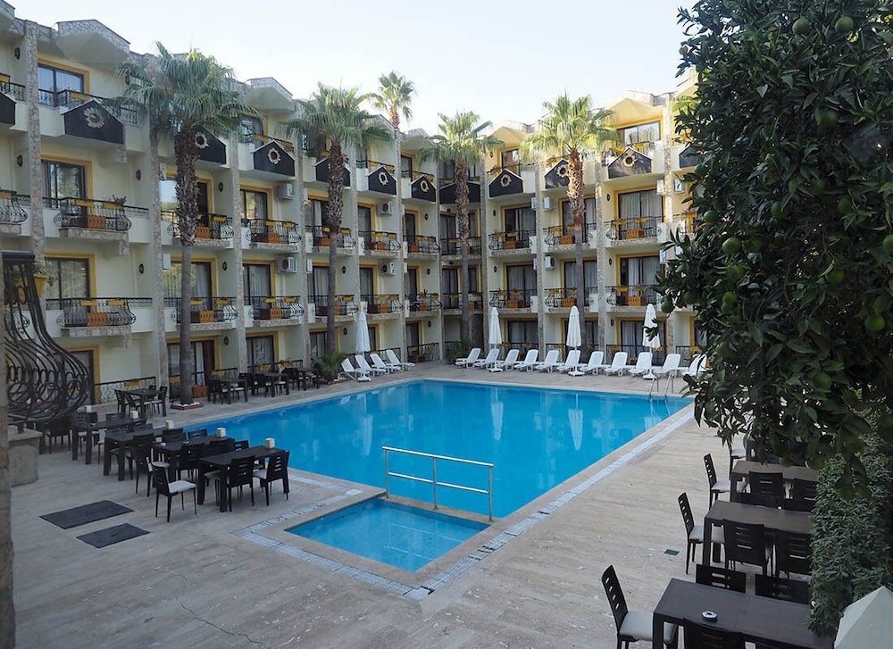 Club Herakles Hotel in Kemer, Turkey