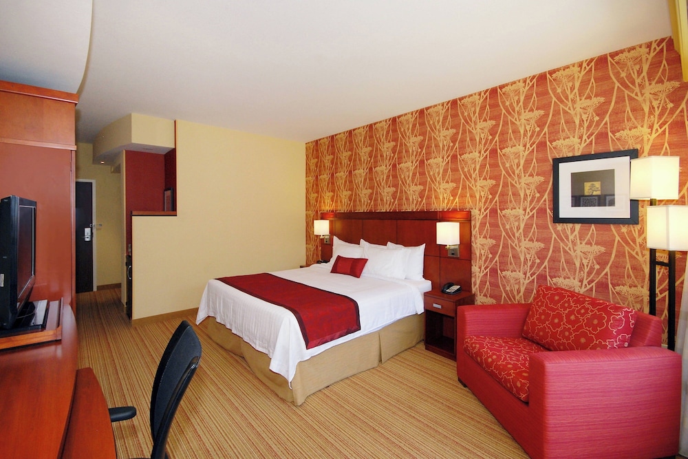 Courtyard Marriott Vicksburg - photo 8
