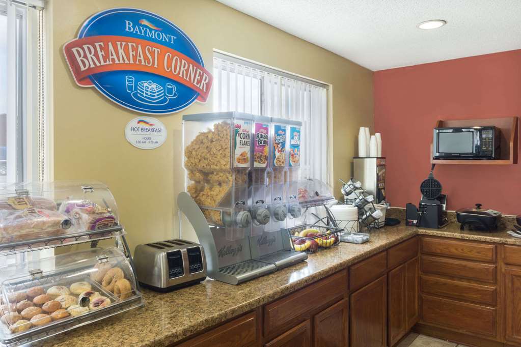 Baymont by Wyndham Huber Heights Dayton - photo 14