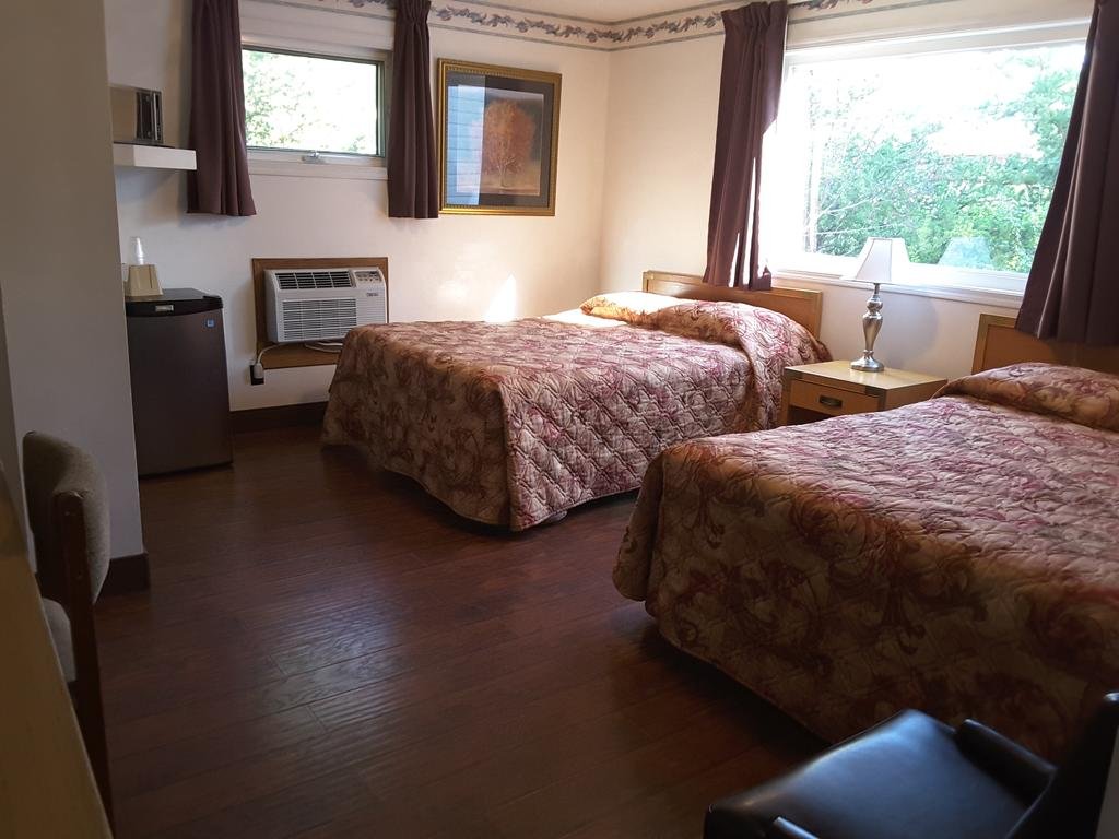 Timberland Motel in Dryden, Canada